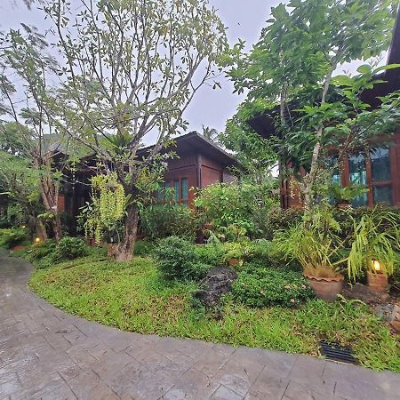 Areeya Phubeach Resort Wooden House Ban Chong Phli Eksteriør billede