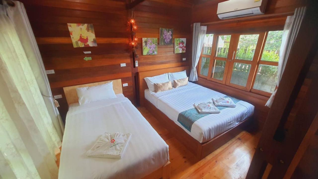 Areeya Phubeach Resort Wooden House Ban Chong Phli Eksteriør billede