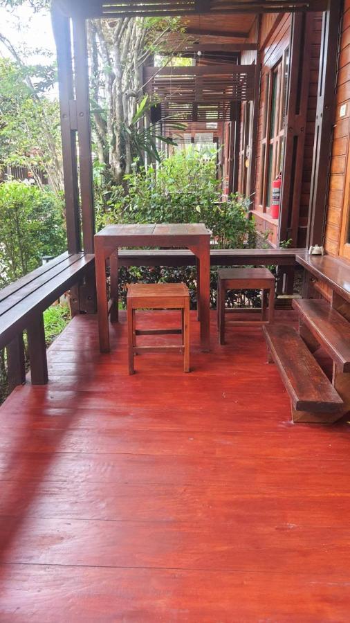 Areeya Phubeach Resort Wooden House Ban Chong Phli Eksteriør billede